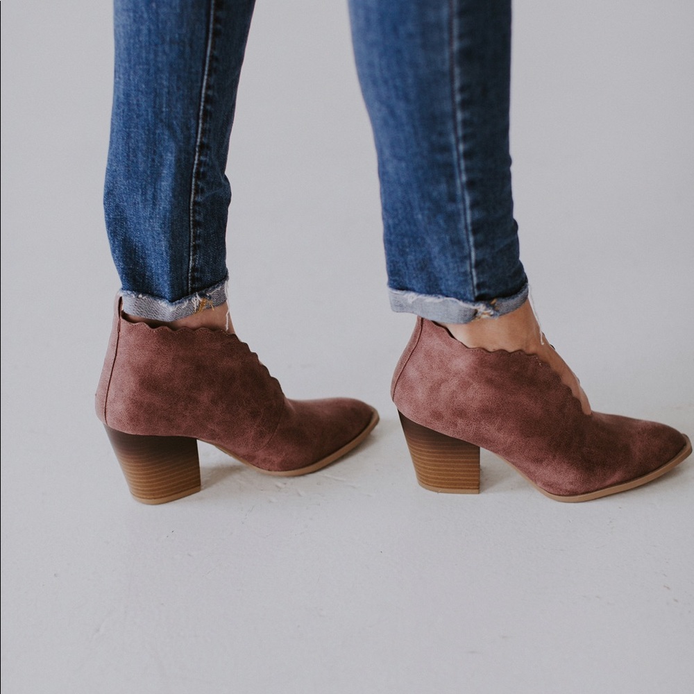 Rose Distressed Bootie - Picture 5 of 5